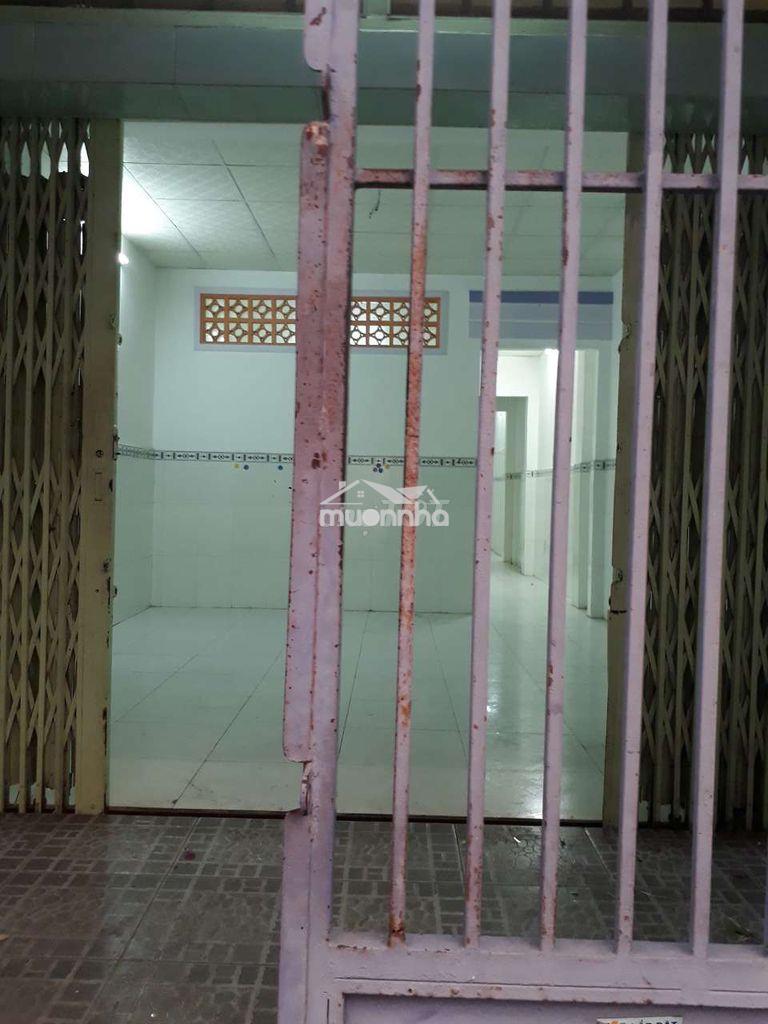 Cho thuê nhà 225 lê văn quới - 8trieu- 4pn - 2 tầng - hẻm xh
