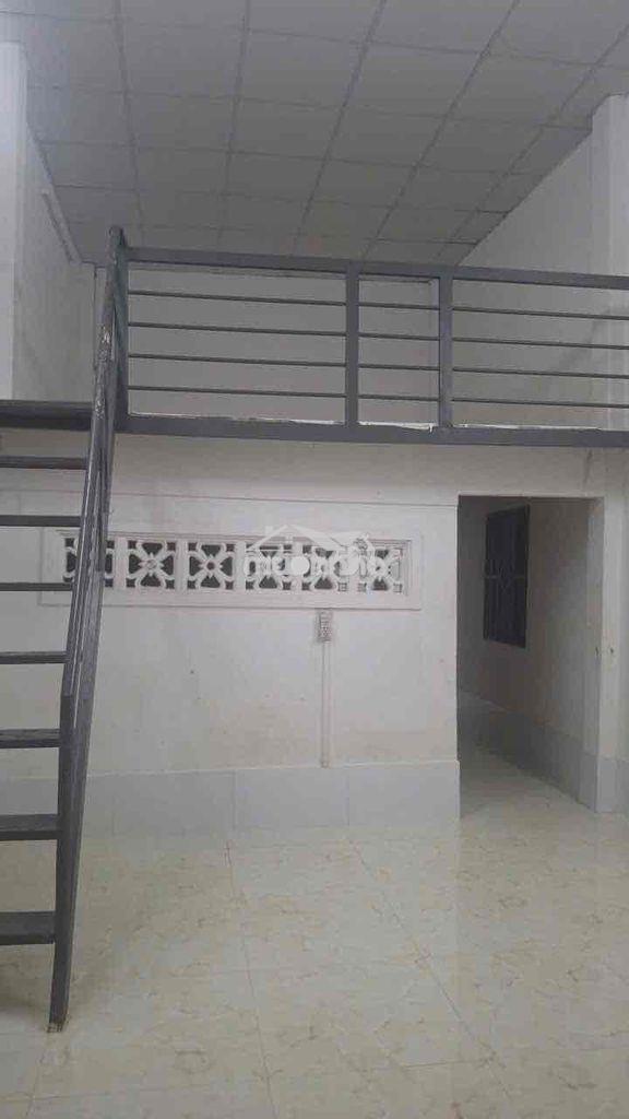 Cho thuê nhà hẻm xe hơi đường huỳnh tấn phát 7 tr - Ảnh 4