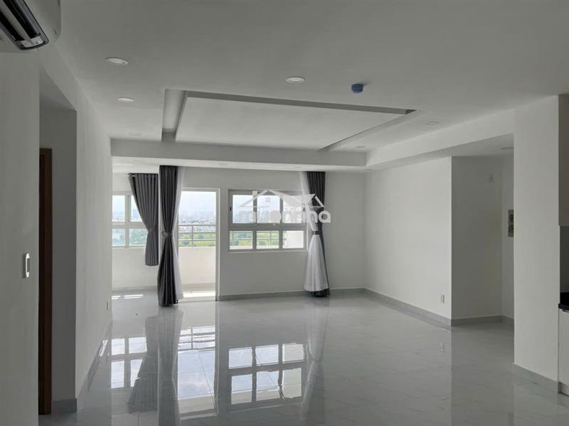 Cho thuê lâu dài căn góc 3pn 2wc 114m2 block a tầng 15 giá 9tr/tháng