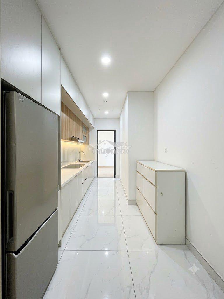 Thuê gấp diamond alnata 2pn tầng 9 đẹp giá 18.5tr bao phí quản lý - Ảnh 4