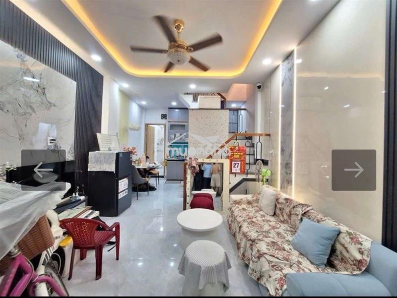 Nhà đẹp có dòng tiền ổn định