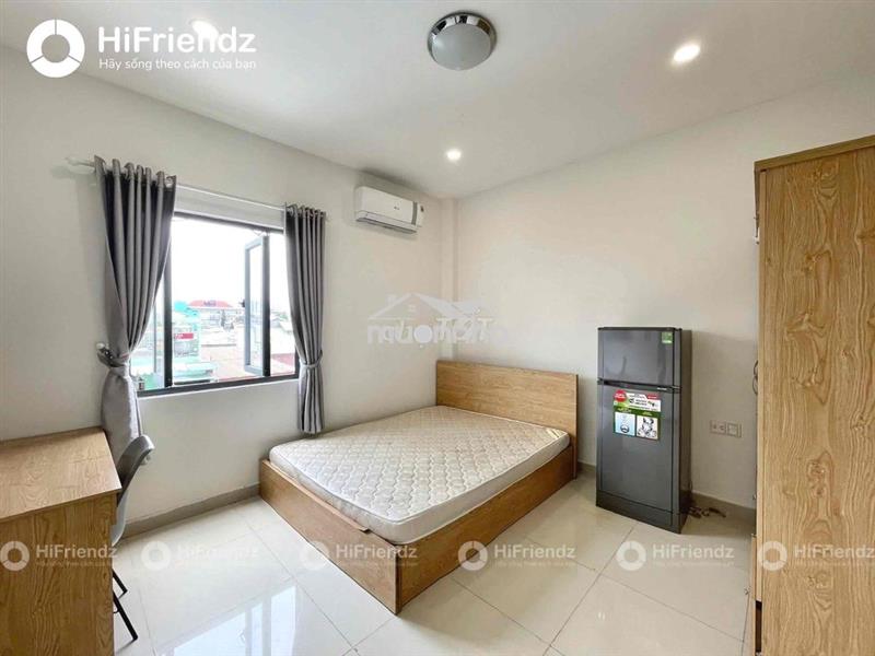 Studio cửa sổ trời ban công, full nội thất thuận tiện qua q5