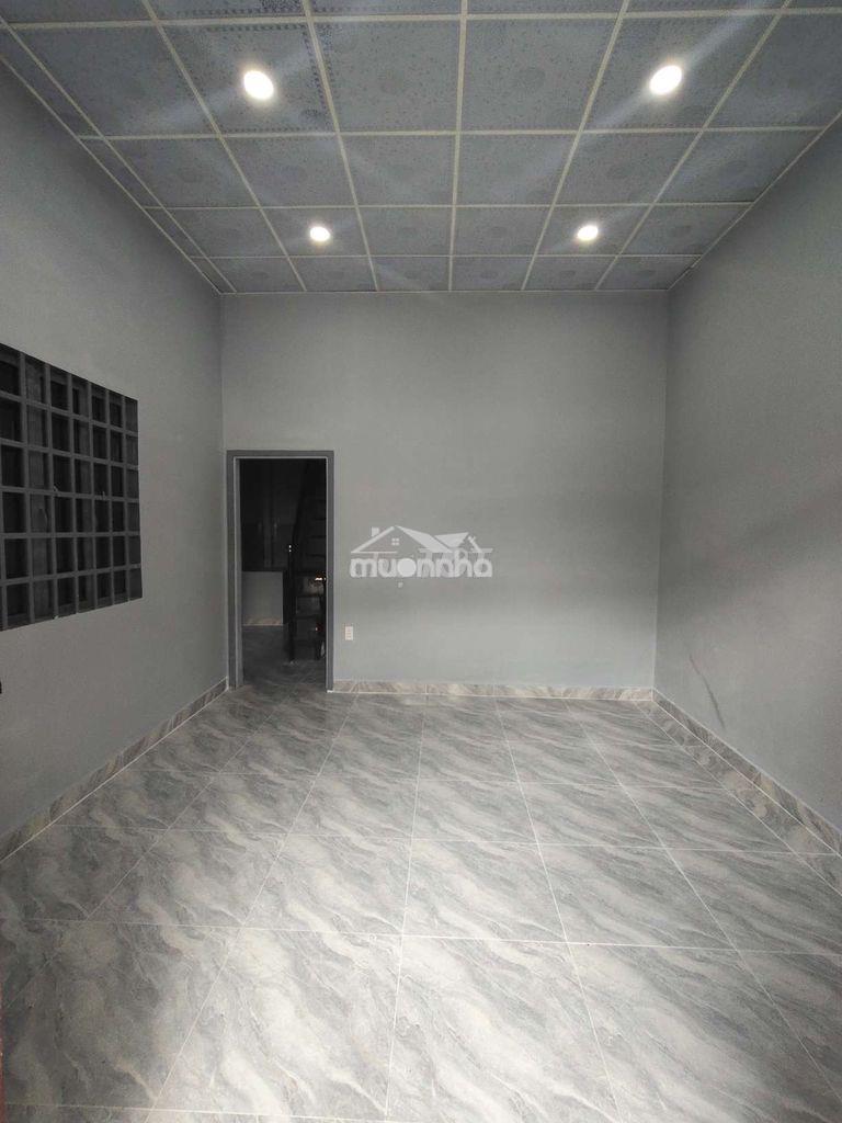 Nhà mới sơn sửa đẹp, hẻm tải, sẵn 2pn. gần làng đại học - 2