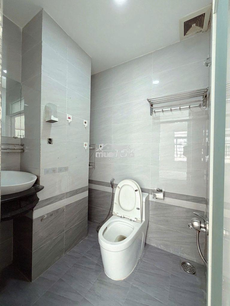 Cho thuê studio mới full nt - ban công lớn - rộng 30m2 - Ảnh 3