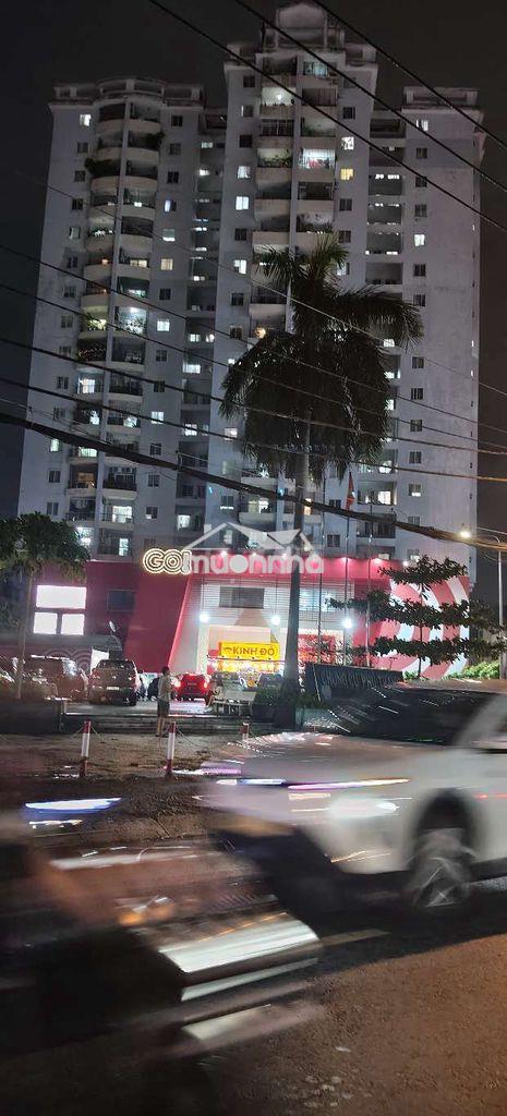 Nhà cần bán gấp .khu vực sầm uất - Ảnh 4