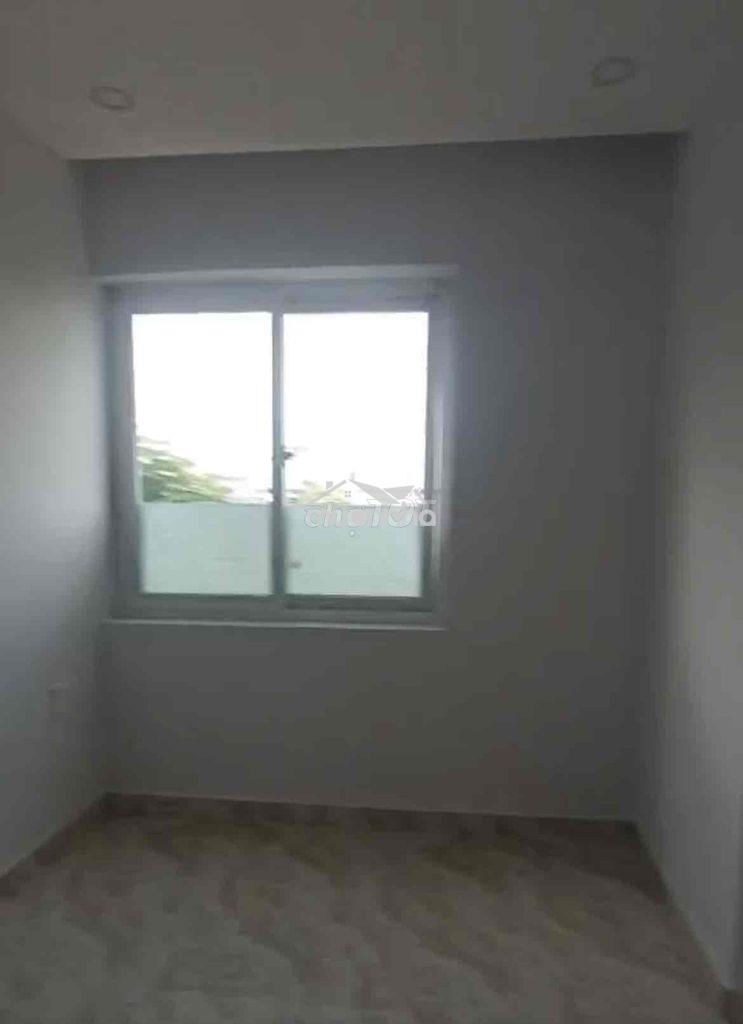 Cho thuê nhà view công viên, 3 phòng chỉ 12tr - 3