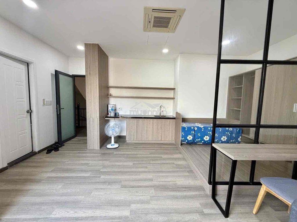 Chdv 5 tầng có thang máy - hẻm 8m quận 10 sát mt - hoàn công đủ 82m2 - 4