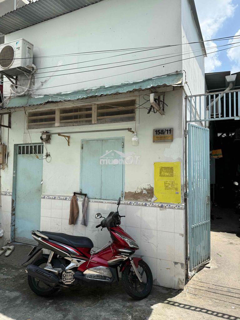 Bán nhà quận 12