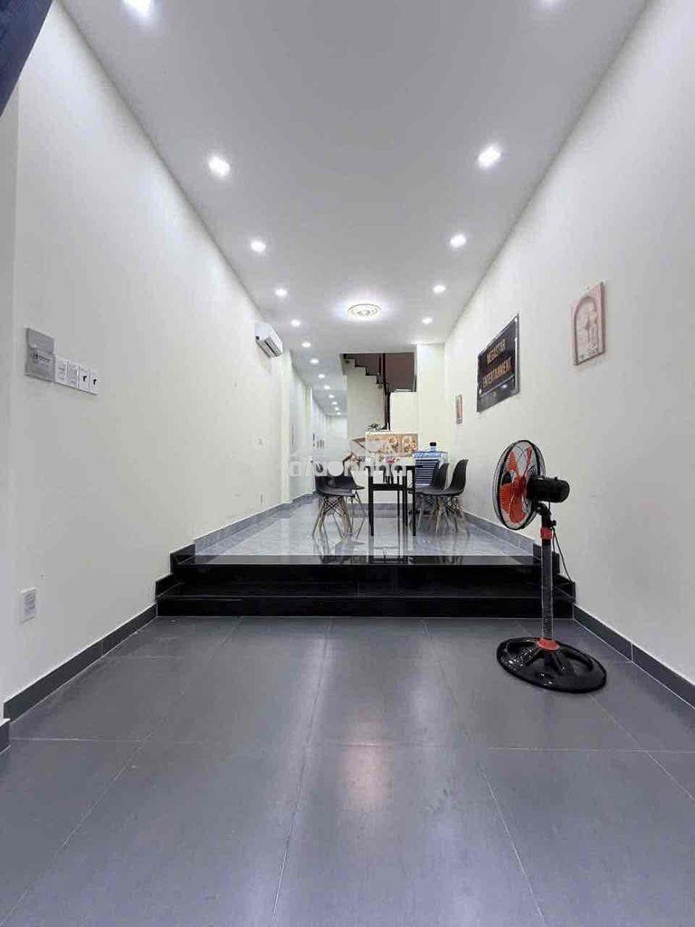 Nhà mới 4 tầng hẻm 5m cách mt 20m dương bá trạc p. chánh hưng 4pn 5wc - 3