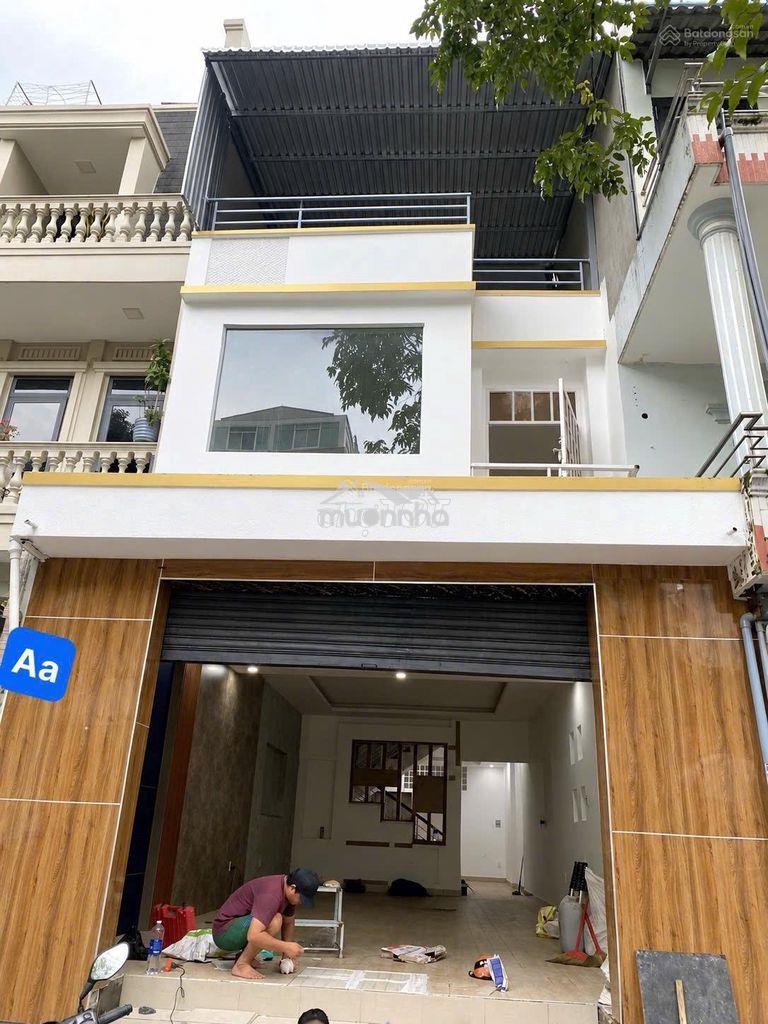 Cho thuê nhà kdc chánh nghĩa, thủ dầu một - dt: 5x20, 1 trệt 2 lầu