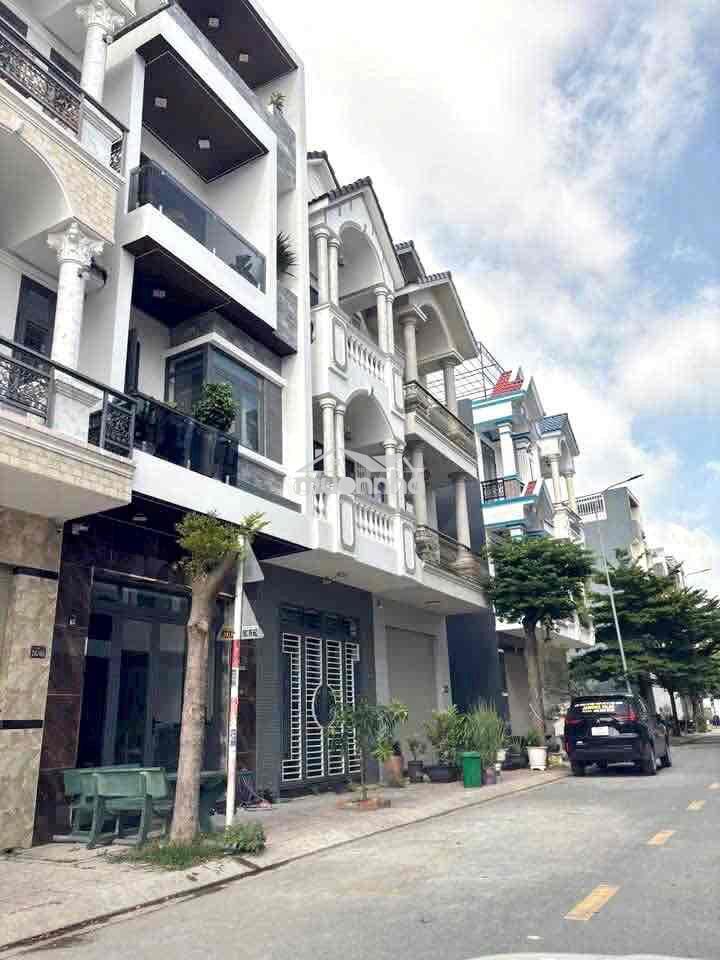 Nhà 2 lầu 1 trệt bình chuẩn,gần ngã tư miễu ông cù,nội thất cơ bản - Ảnh 3