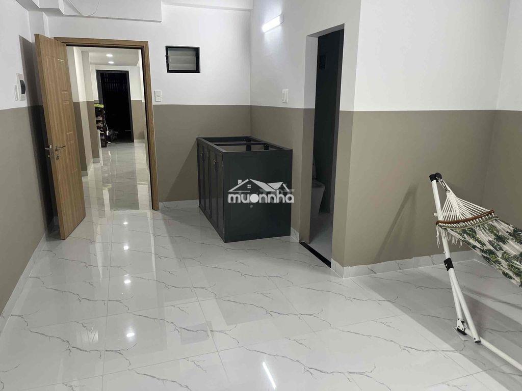 Nhà mới xây - cho thuê phòng tầng trệt 25m2 + sân riêng 12m2 - Ảnh 4