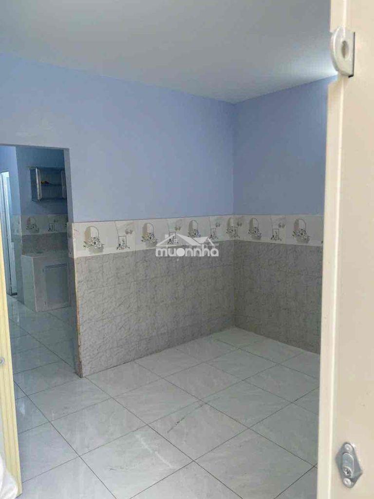 Bán nhà ấp 6 đông thạnh 2 pn 2wc - 3