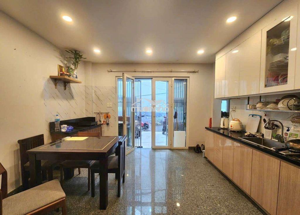 Quận 1 nhà 4 tầng dt 4,2x6m giá 8,9 tỷ ,xe hơi tới nhà. - Ảnh 2