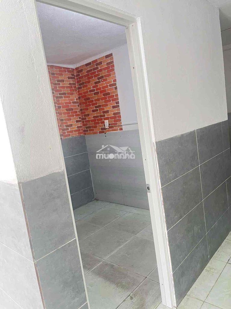 Cho thuê kiot 1 phòng ngủ có gác mặt tiền đường gần go dĩ an - Ảnh 3