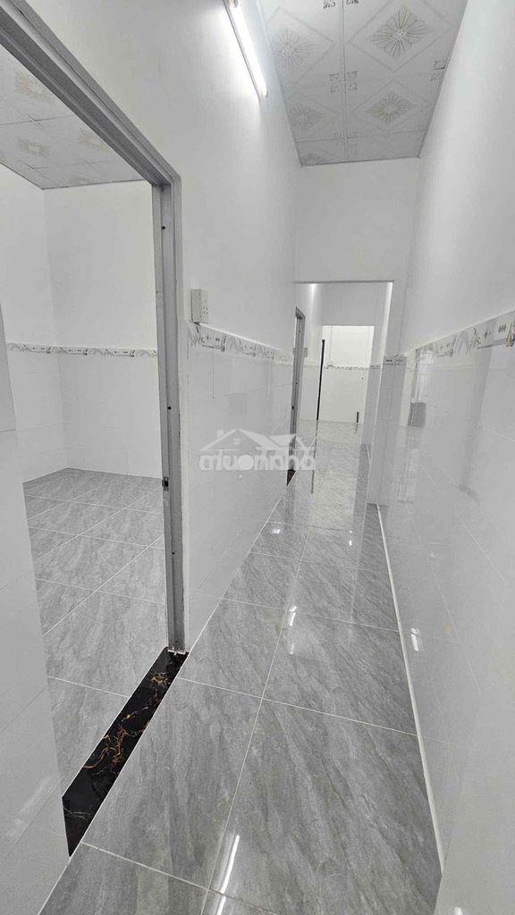 Cho thuê nhà mới tinh sạch sẽ cấp 4 có 2p ngủ sân trc sân sau rộng - 3