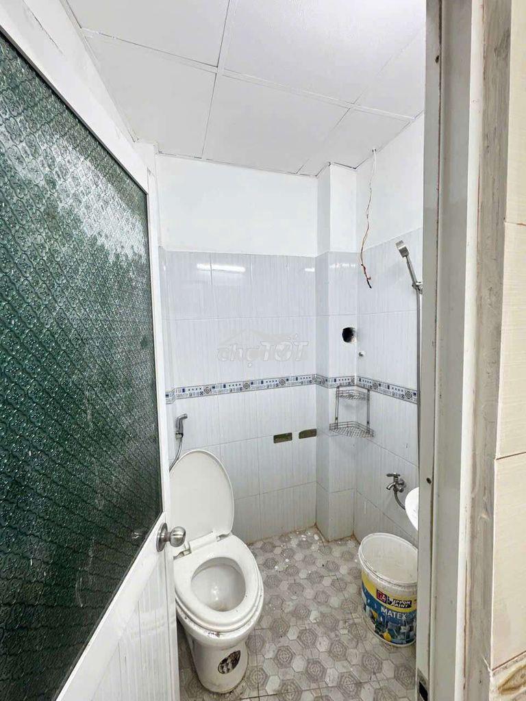 Nhà cho thuê 8 triệu 2 pn - 4