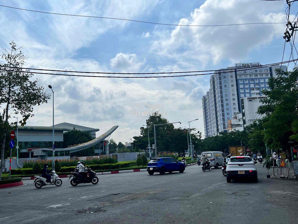 Ngộp bank- giảm nhanh 800tr- hàng hiếm chu văn an- căn góc 2 mặt tiền - 3