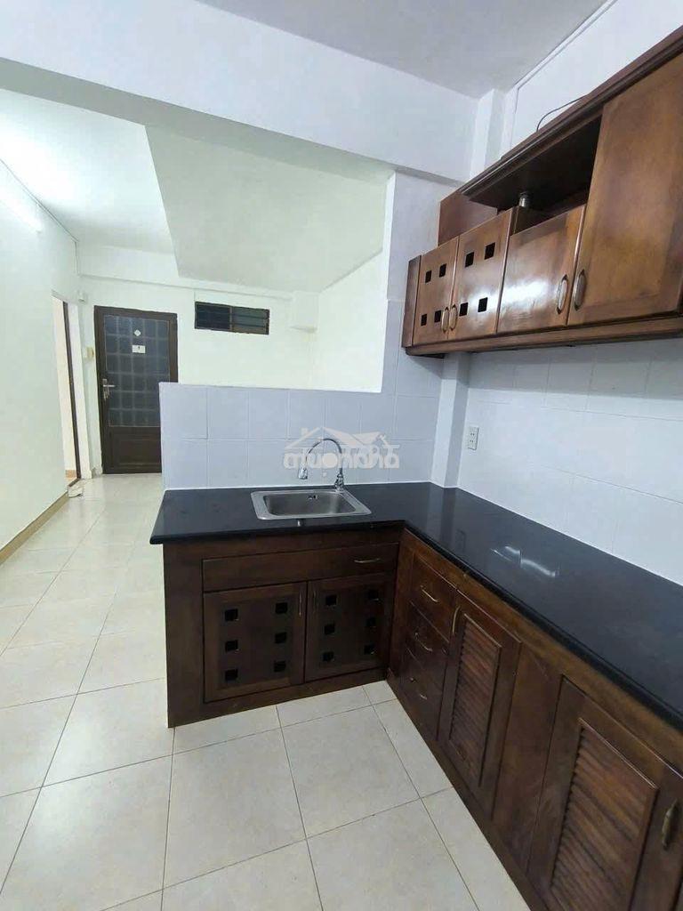 Cho thuê chung cư hoàng sa-quận 3 ko nội thất 2pn, 79m2 giá 10,5 tr/th - Ảnh 2