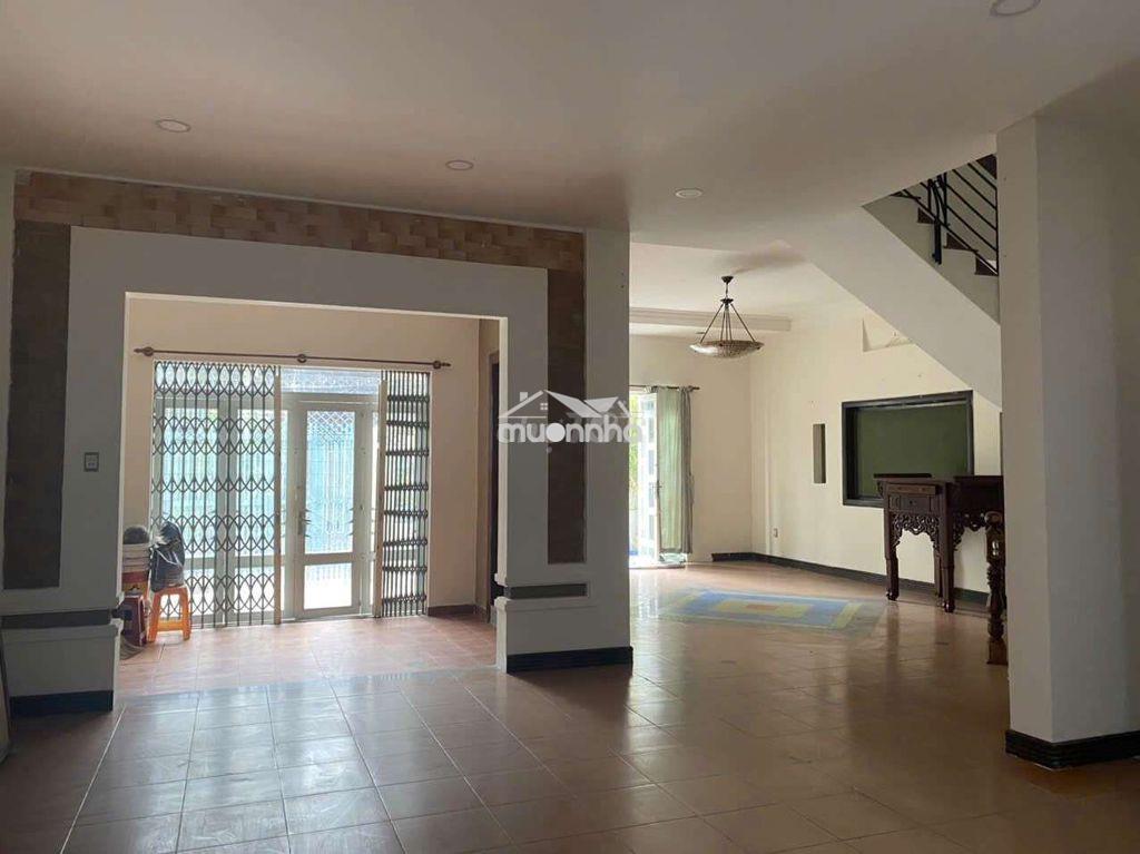 Bán biệt thự hẻm ô tô lạc long quân - Ảnh 3