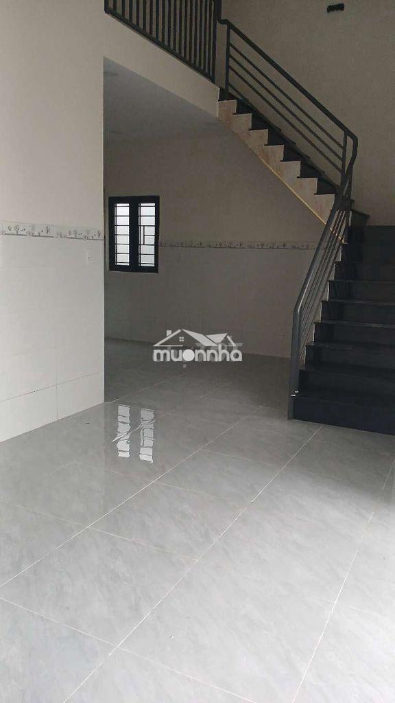 Nhà ngay chợ linh xuân/2 tầng/3 pn/2wc.hxh.cần bán gấp