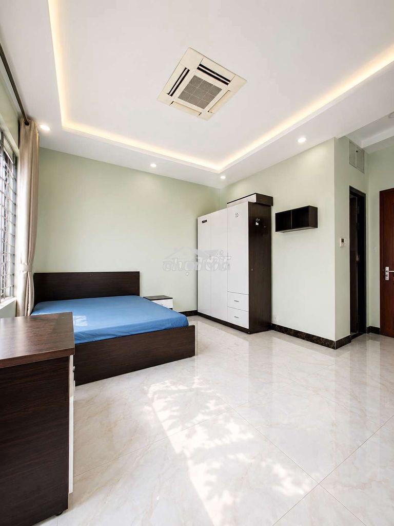 Phòng kế bên trường đh văn lang - Ảnh 3