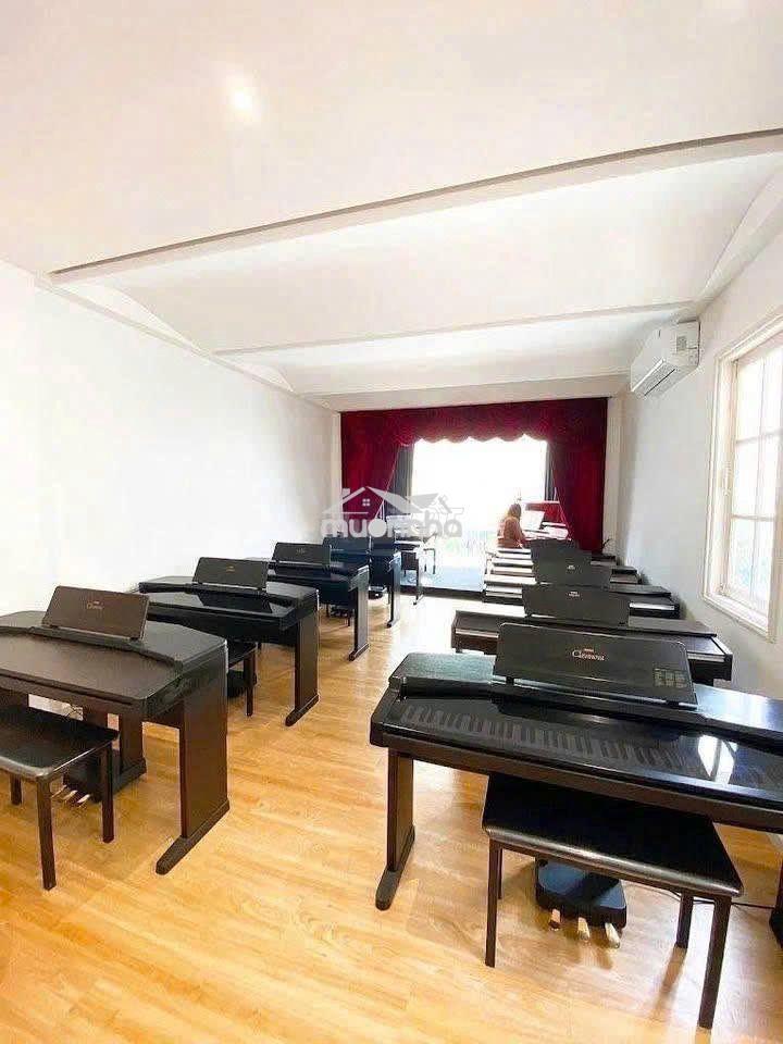 Cho thuê nhà 2 mặt tiền đường đặng dung, phường tân định, quận 1 - 3