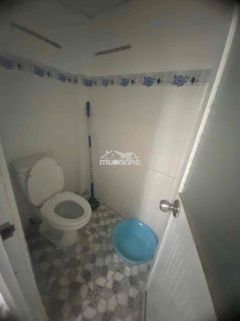 Nhà ngon hẻm to taxi - Ảnh 2
