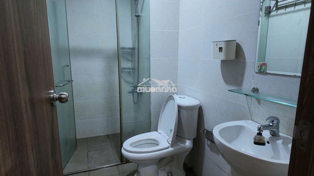 Cho thuê căn hộ 2pn,1wc chỉ 10tr tại goldora plaza - Ảnh 4