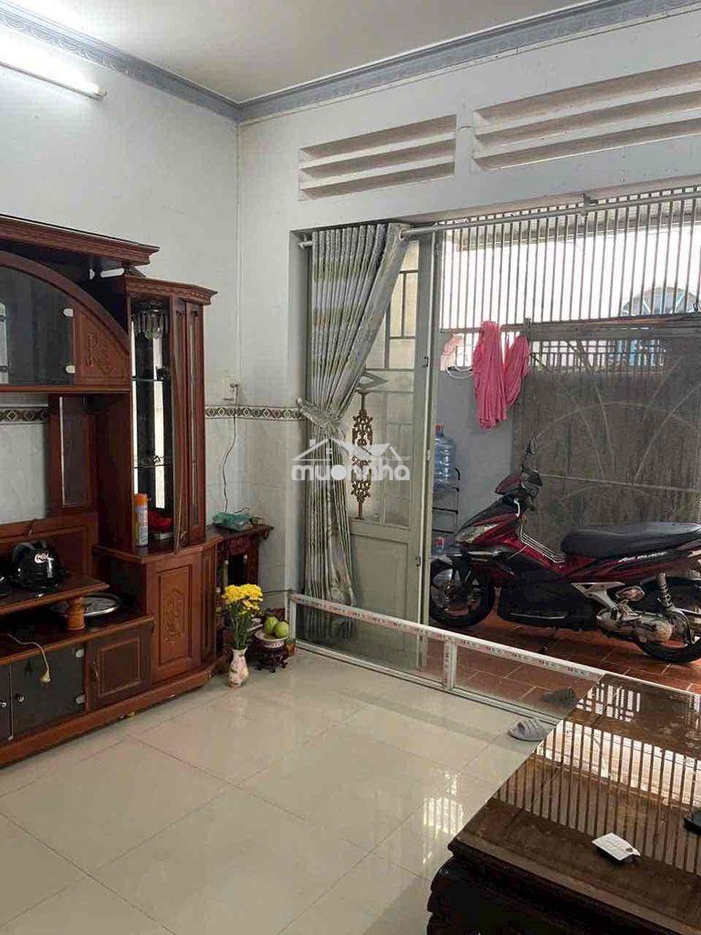 Cho thuê nhà gần chợ bình triệu