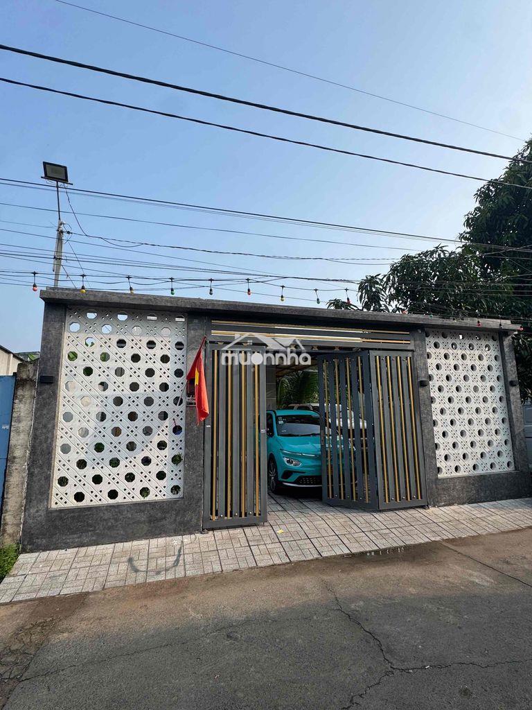 Cho thuê nhà sân vườn oto ngủ trong nhà