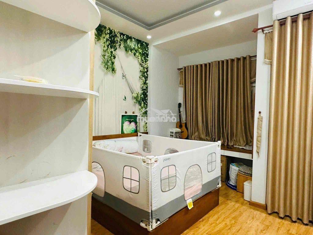 Cho thuê nhà 2 tầng full nội thất hẻm xe hơi gần lê văn việt - Ảnh 3
