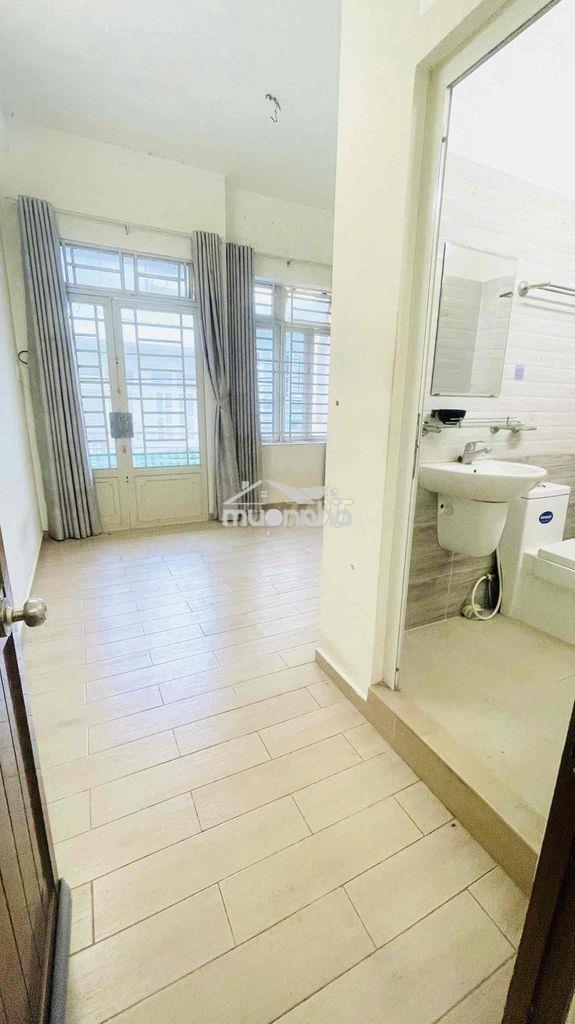 Cho thuê nhà hẻm xe hơi-3 phòng -khu bình phú-quận 6 - 2