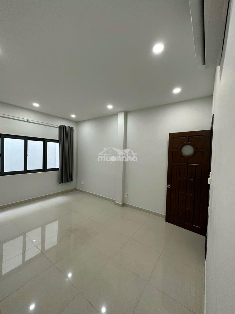 Cho thuê nhà mt tân phú, 4x20m. 5 lầu, 9 pn 10 wc, 36 tr - 4