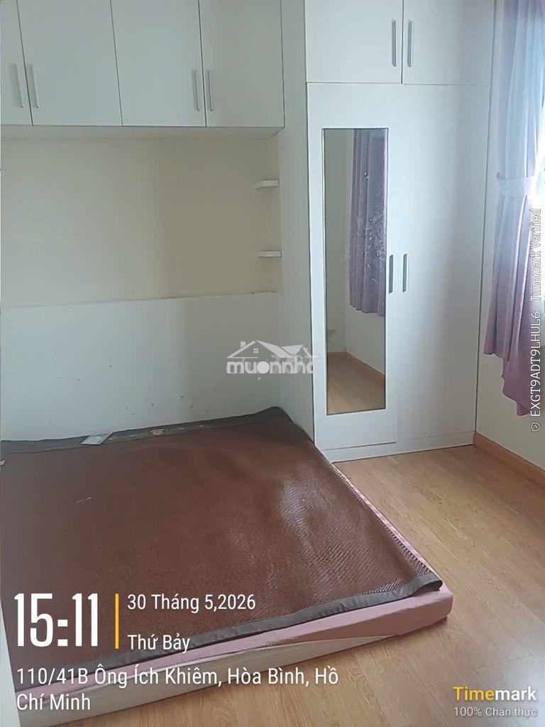 Bán 312 lạc long quân. dt - 66m2 2pn 2wc - 4