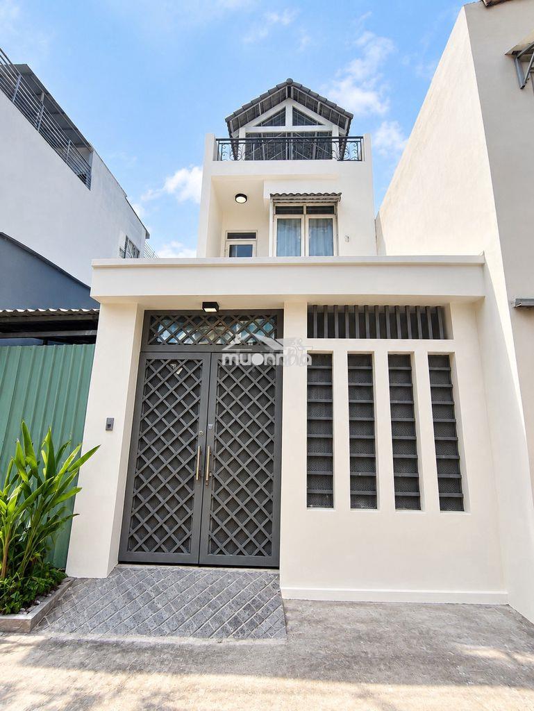 Nhà 2 tầng long trường - 83m2 - đường ô tô - sổ riêng hoàn công