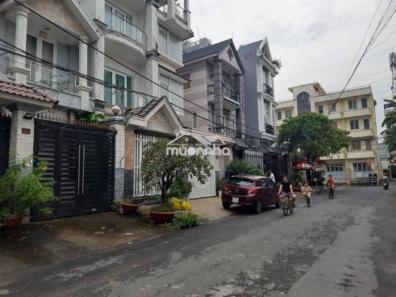 Bán biệt thự bộ công an, phú thuận q7, 158m2, 9m x 18m, 3 lầu, 17 tỷ!