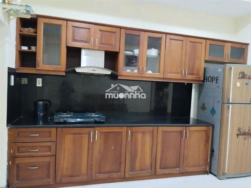 Cho thuê nhà hẻm rộng xe hơi