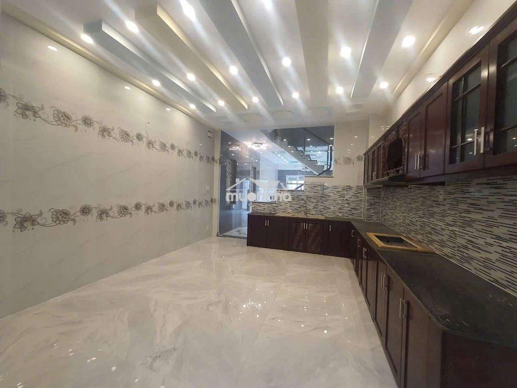 Nhà 2 lầu sân thượng 4pn 5wc hẻm xe 793 trần xuân soạn  - 2