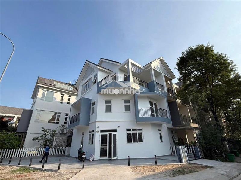Căn góc park riveside 172m2 - nt cơ bản tiện làm cty - view công viên