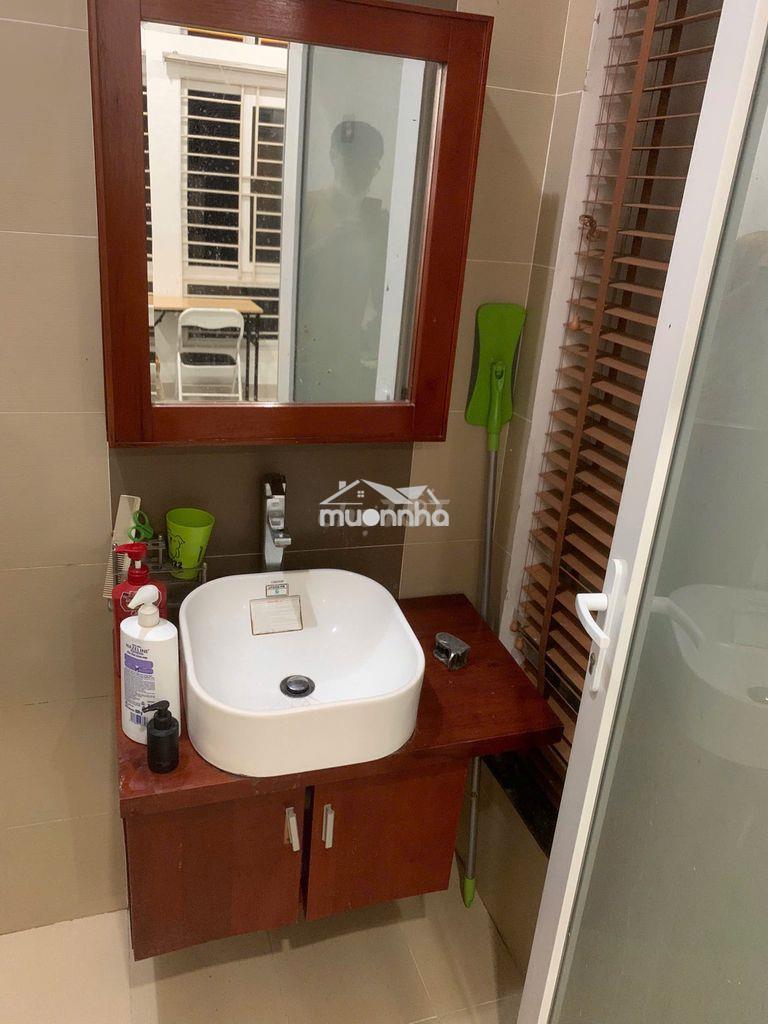 Cần cho thuê phòng quận 10 hồ thị kỷ . giá 4.300.000vnd - 4