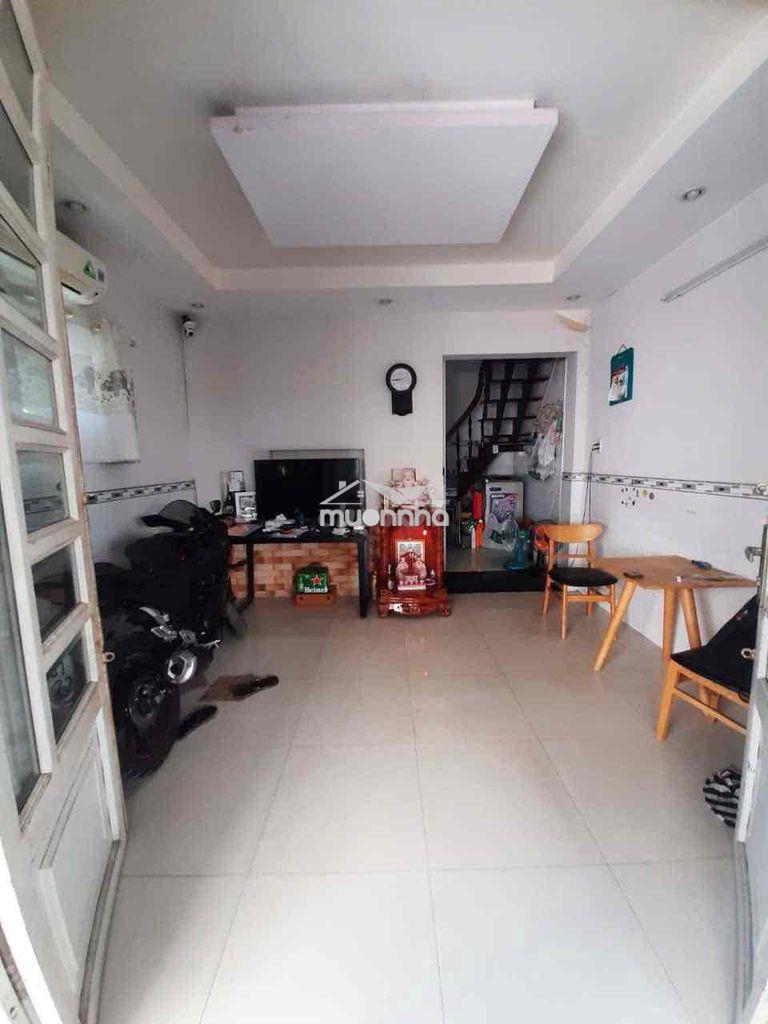 Nhà cho thuê 1 lầu 2 phòng q8