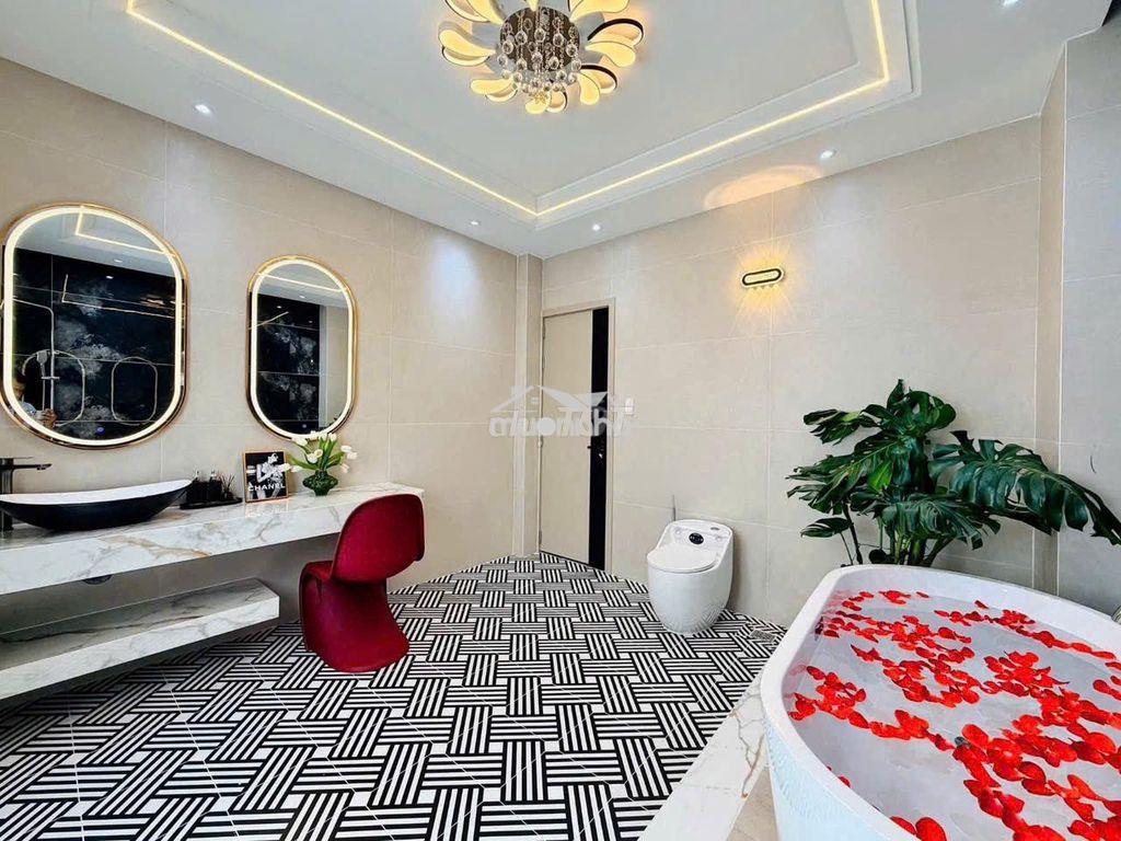 Nhà đẹp view công viên đặng thùy trâm. dt 5x13m. trệt 2 lầu st - Ảnh 4