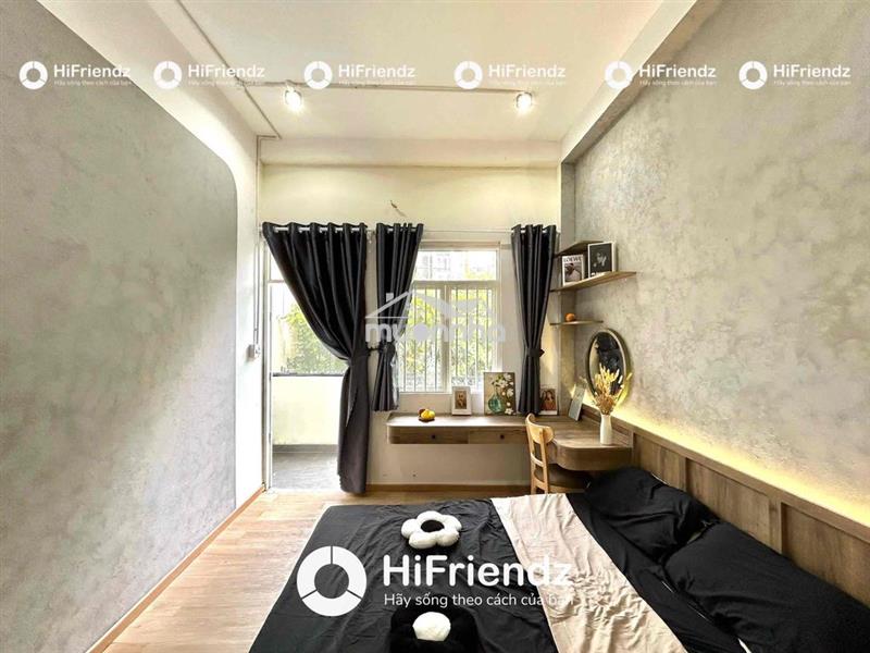 Studio ban công full nội thất gần vòng xoay phú lâm