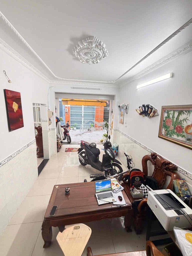 Nhà 2 mặt tiền trước sau ôtô ngủ ngon trong nhà gần sân bay - Ảnh 4