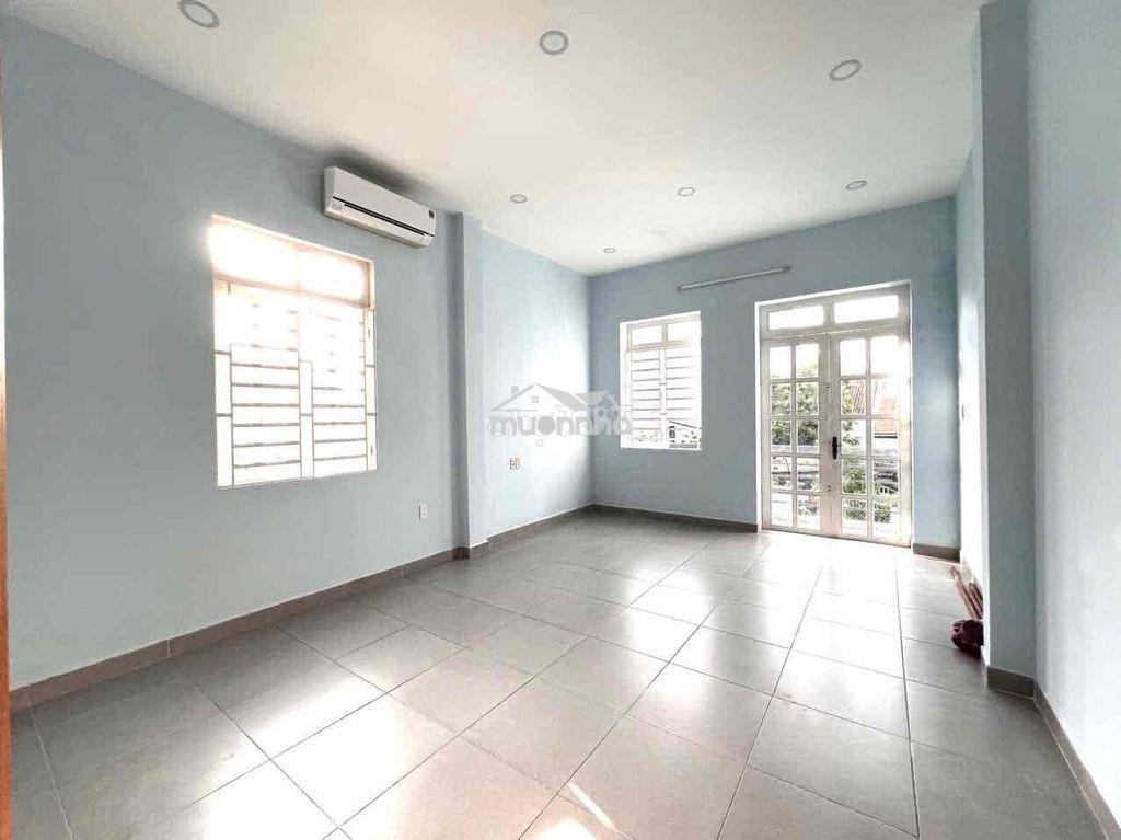 Nhà mới sạch sẽ, thơm tho ngay trung tâm quận 2 - 4