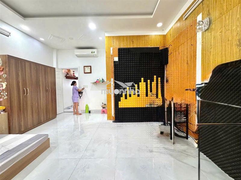 Cần bán nhà hẻm 861 trần xuân soạn
