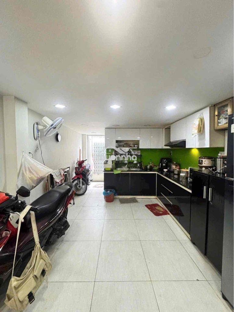 Nhỉnh 6 tỷ - hẻm 3 gác thông huỳnh văn bánh - phan đình phùng - 3 tầng - 4