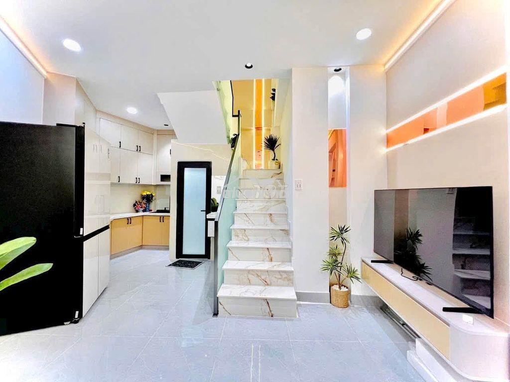Chỉ 3.95 tỷ: ngay chợ gv giáp bt, 40m2, 3 tầng vf3 đỗ cửa, full nt - Ảnh 3