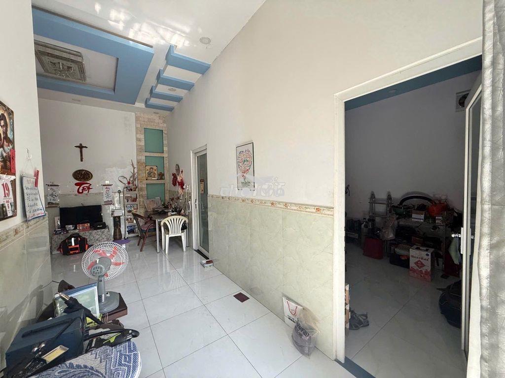 🏡Nhà mặt tiền bà điểm - 63m– giá ngộp hơn 2 tỷ - Ảnh 2